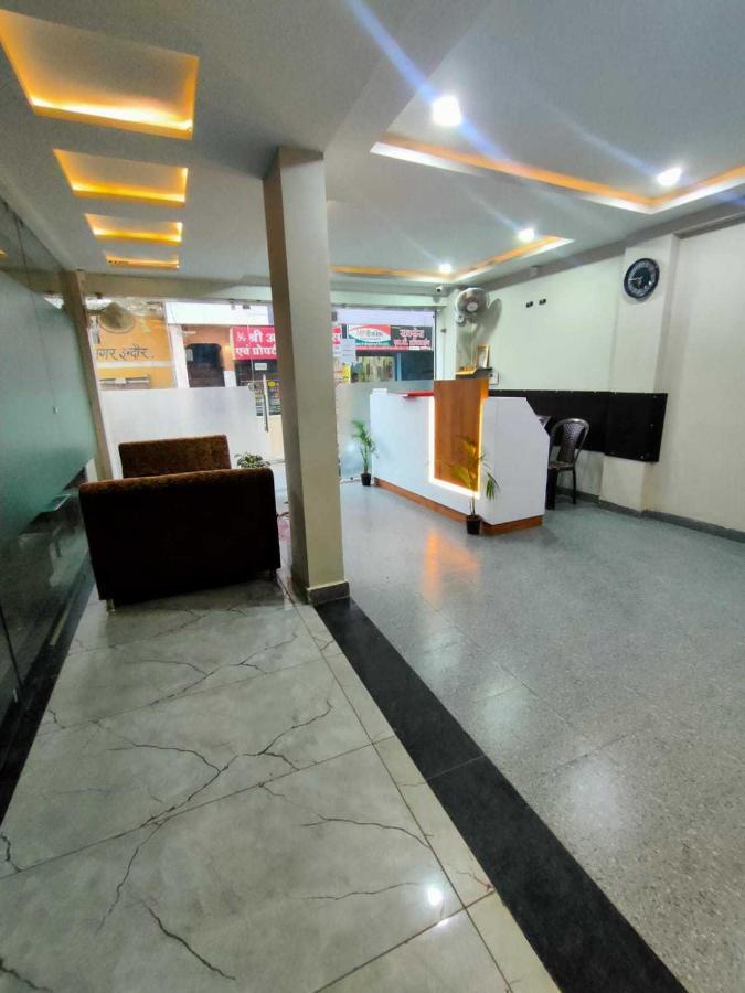 Oyo 88521 Hotel Swagstay Индор Екстериор снимка