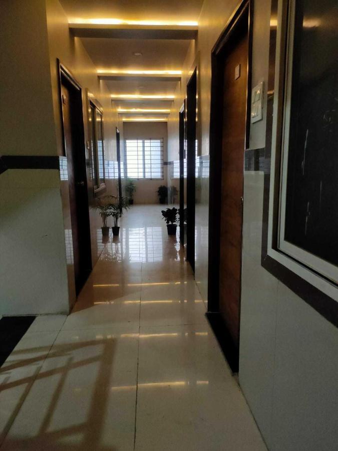 Oyo 88521 Hotel Swagstay Индор Екстериор снимка